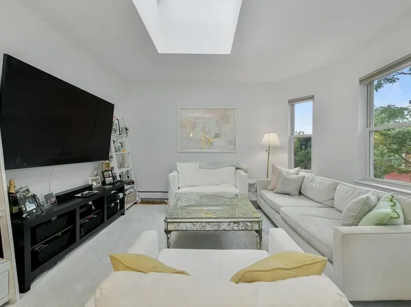 174 Putnam Ave #3, Cambridge, MA 02139