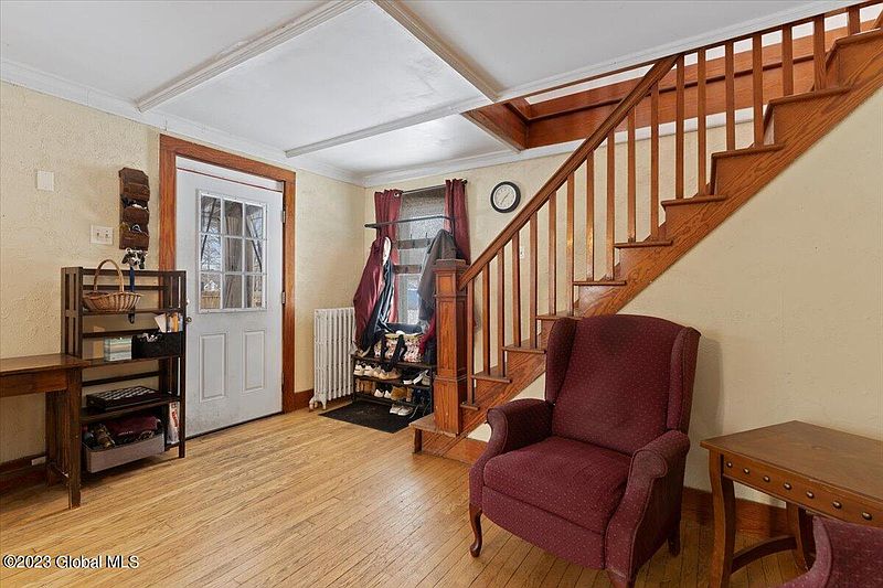 5th image of 63 1/2 Hamilton Ave Avenue