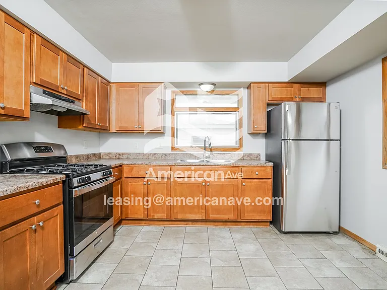 1536_004_kitchen_14182685.jpg