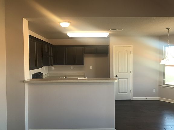 4th image of 3708 Jordan View Dr