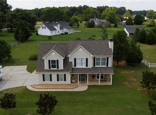 104 Queens Ln, Good Hope, GA 30641