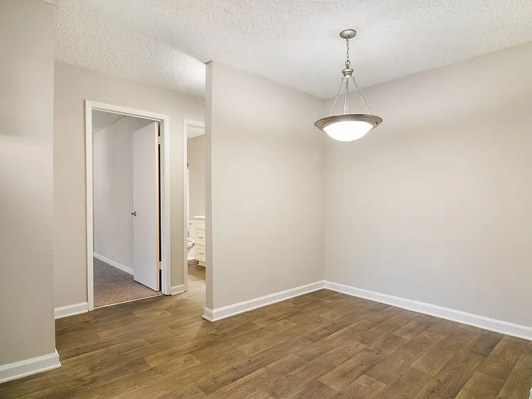 Dunwoody Pointe — Photo 35