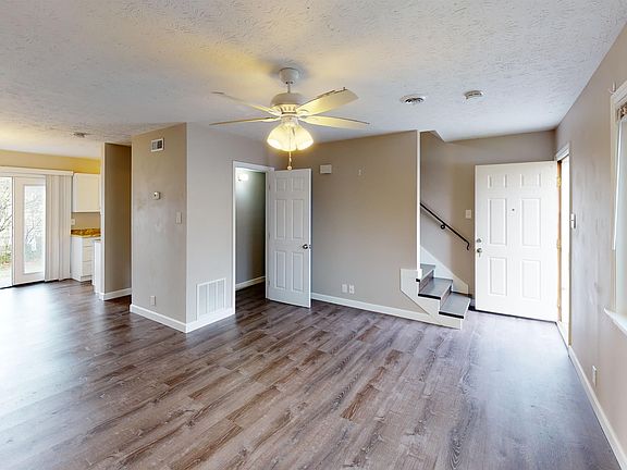 5th image of 2708 Bridalwood Dr APT J