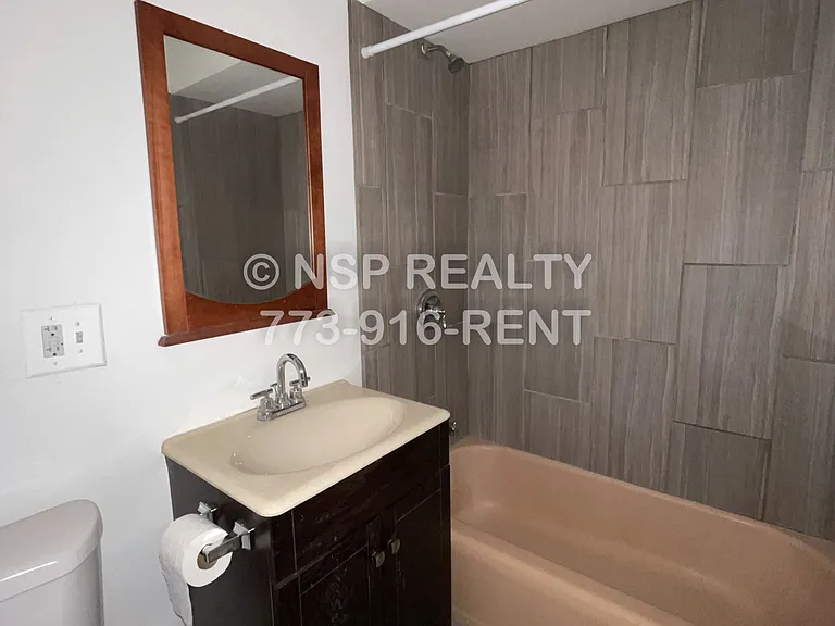 4920 Mulford St #3N — Photo 2