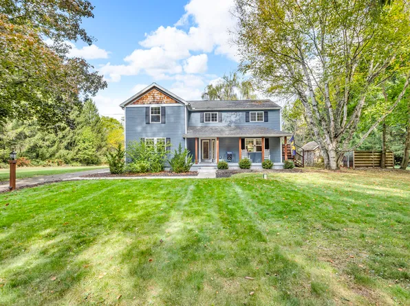 4920 Slayton Rd, Jackson, MI 49201