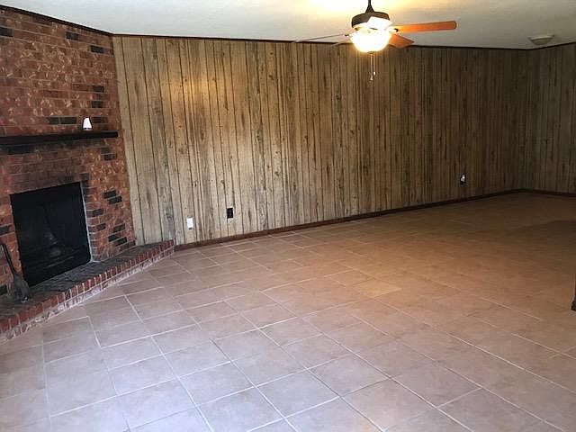 1st image of 2232 Linda Ave #2232