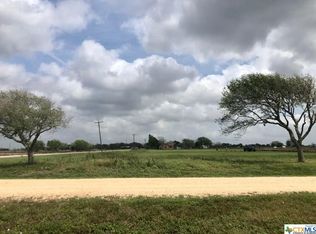 21 Dawsons Path, Pt Lavaca, TX 77979