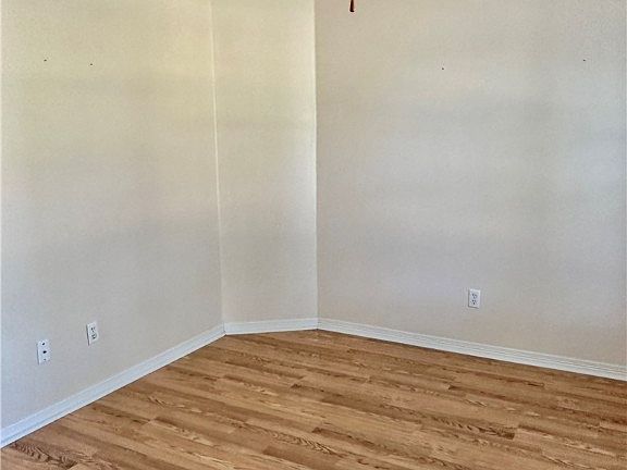 5th image of 2900 Mirrormere Cir