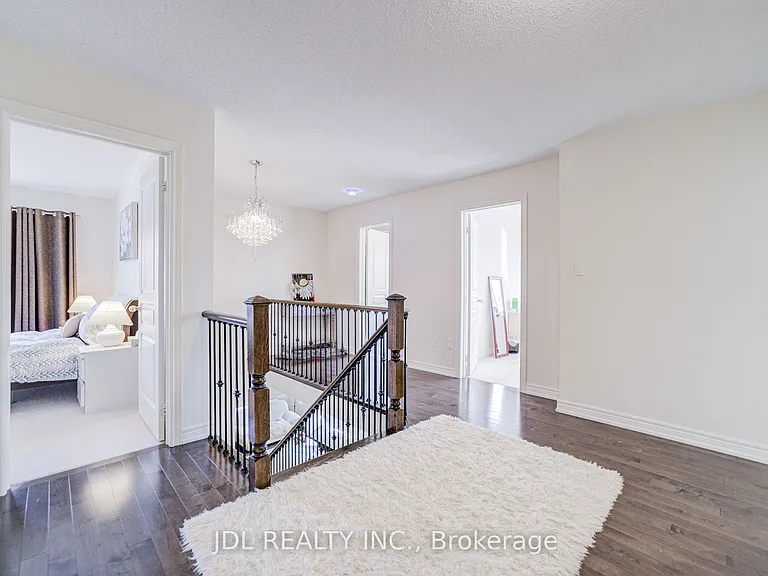 1139 Cenotaph Blvd — Photo 27