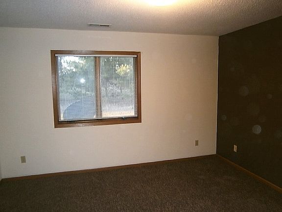 4th image of 1232 Spruce Ct APT D