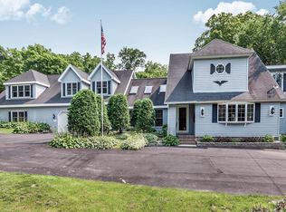 W4687 S Lakeshore Dr, Fontana, WI 53125