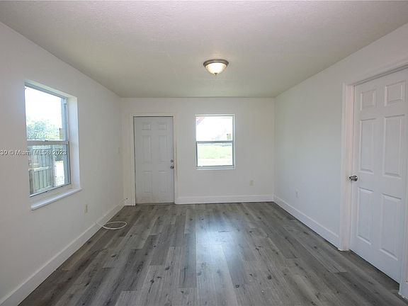 2nd image of 246 NW 14th St #3