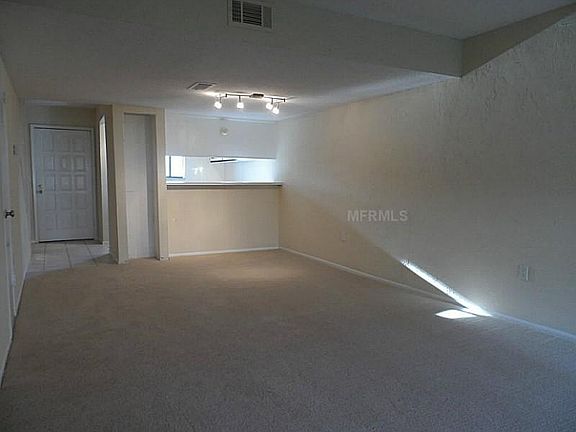 3rd image of 1836 Crystal Lake Dr #19