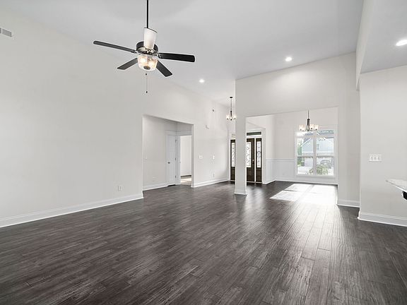 5th image of 128 Easthaven Lot 128