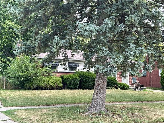 3rd image of 2153 Mary Catherine St