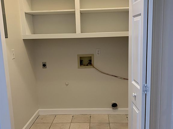 4th image of 343 S Cherry St #1