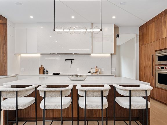 3rd image of 25 Lovett Rd