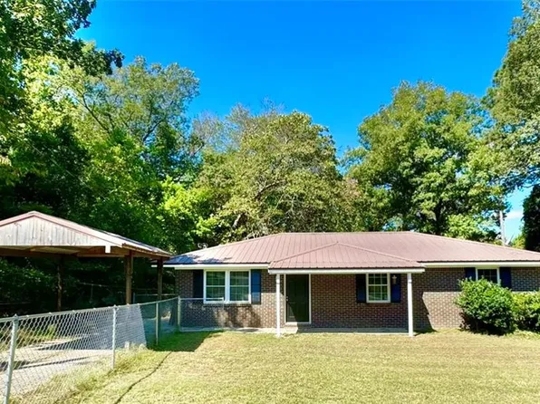 35 Eason Dr, Phenix City, AL 36869
