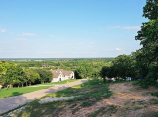 541 Bonnards Peak Rd, Burleson, TX 76028