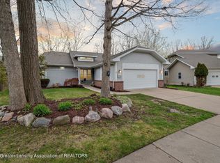 7161 Steeplechase Way #44, Lansing, MI 48917