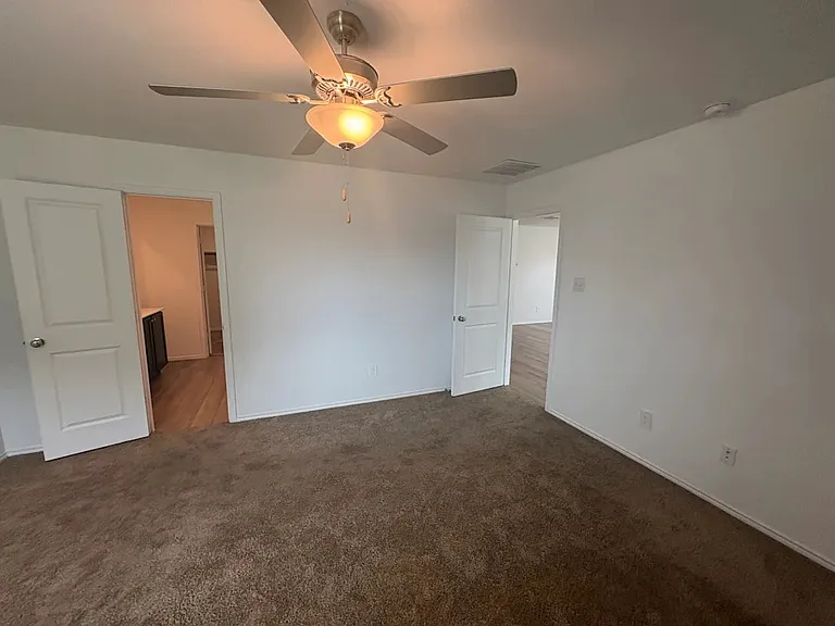 1328 Haymarket Rd #1 — Photo 10