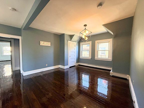 2nd image of 45 Watson Ave Floor 3