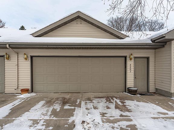 5th image of 2207 Brookwood Ct