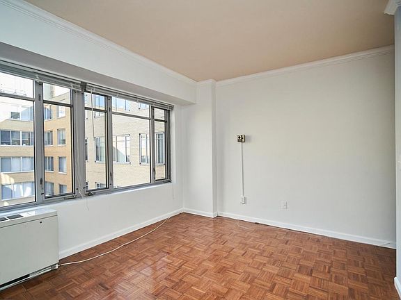 2nd image of 1711 Massachusetts Ave NW #623