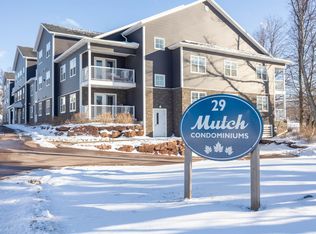 29 Stratford Rd #206, Stratford, PE C1B1T4