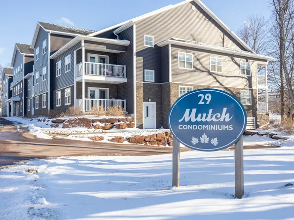29 Stratford Rd #206, Stratford, PE C1B 1T4