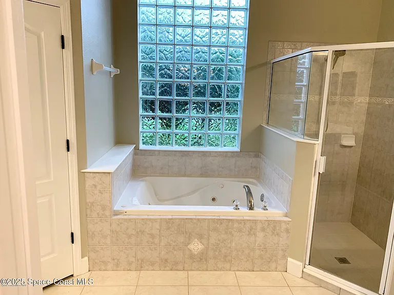 3691 Chardonnay Dr — Photo 24