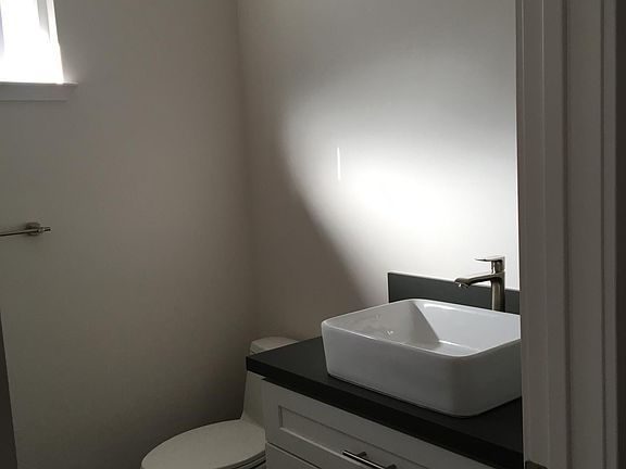 5th image of 1838 16th Ave