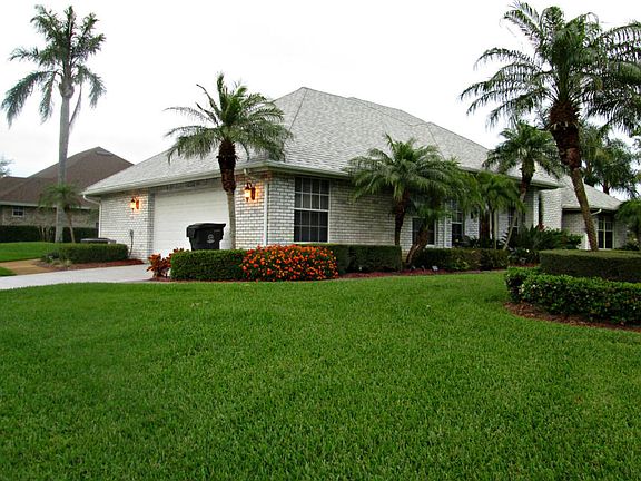 2nd image of 1730 Lakeside Dr