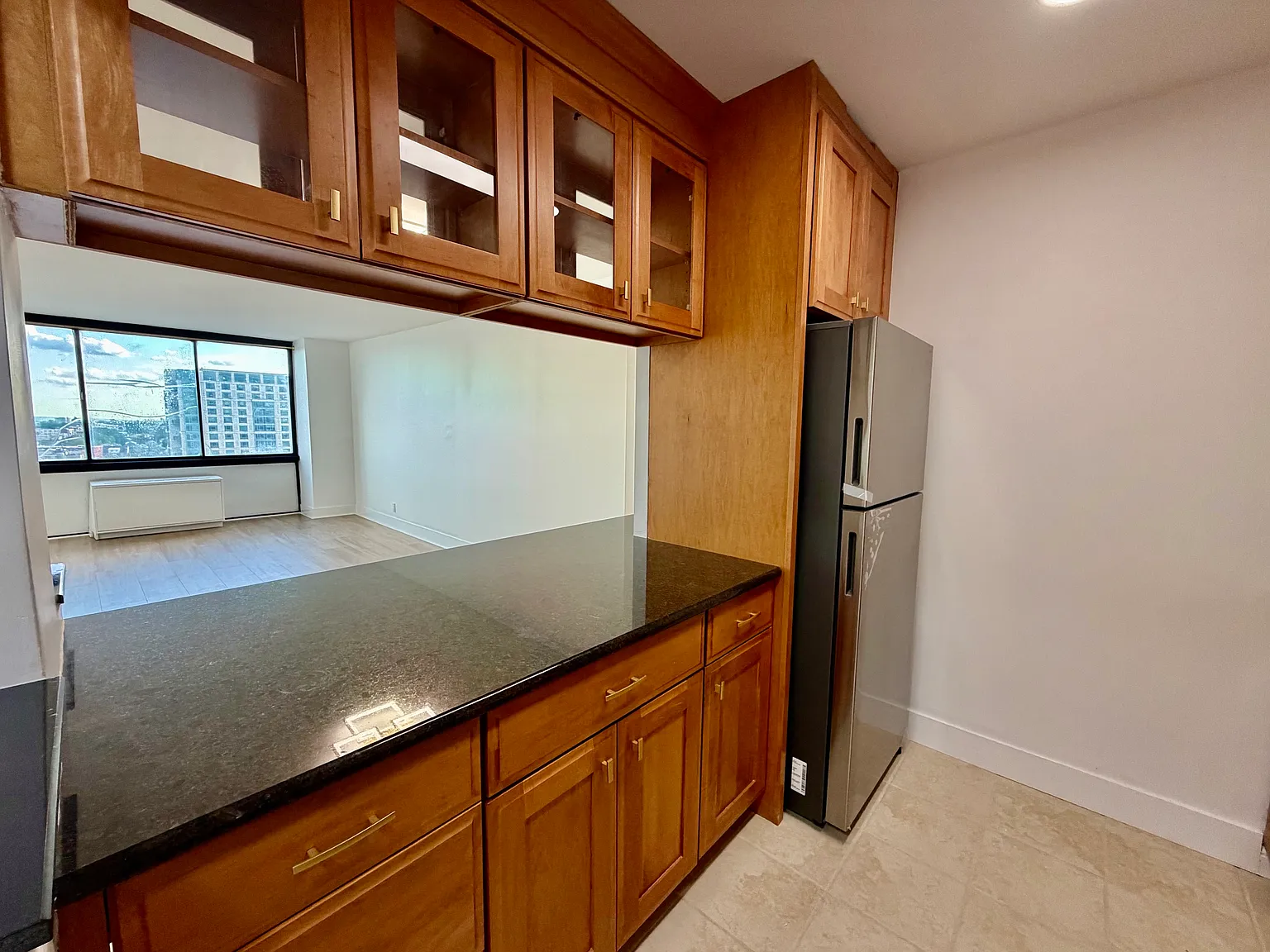 1 bed, 863 sqft, $2,875 — Photo 4