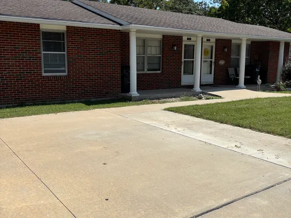 1808 Garden Dr #1808, Columbia, MO 65202
