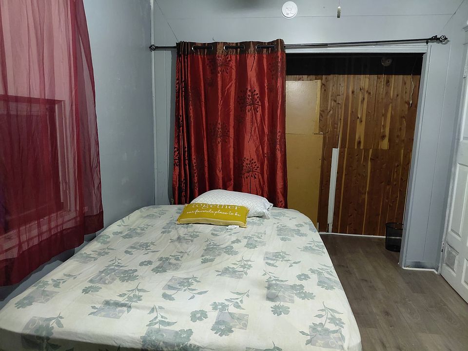 1st image of 5498 Olive Ave