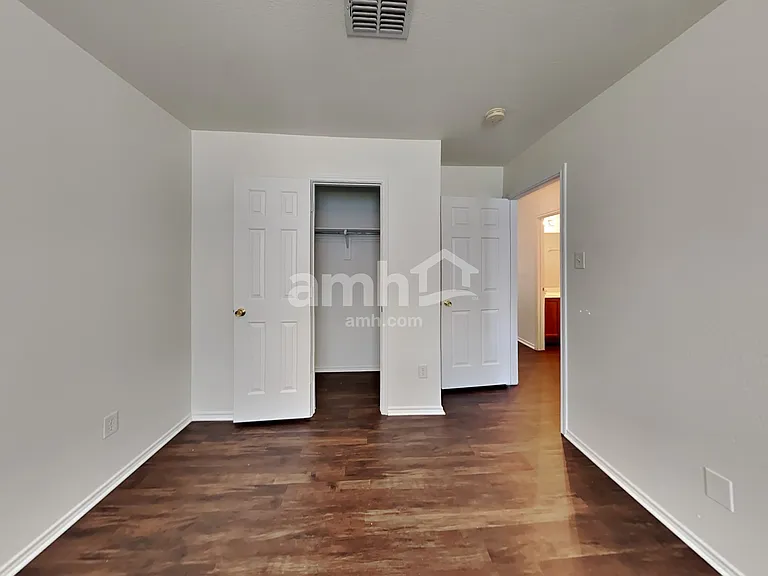 617 Overton Dr — Photo 16