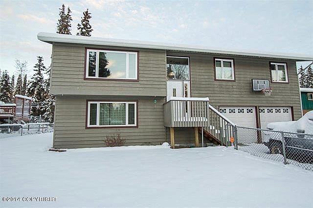 1st image of 4022 Birch Ln
