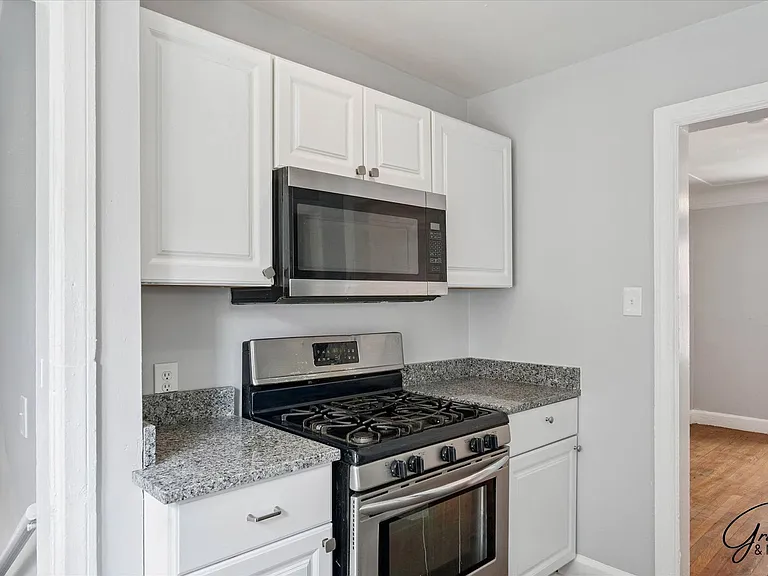 9610 Asbury Park — Photo 13