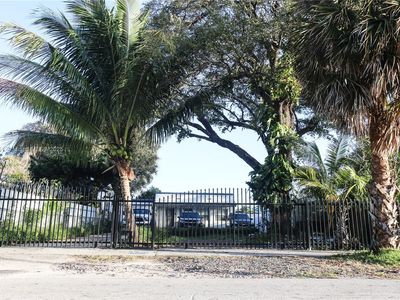 1877 NW 15th St, Miami, FL, 33125