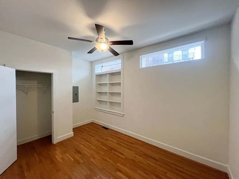 1404-06 Walnut — Photo 7