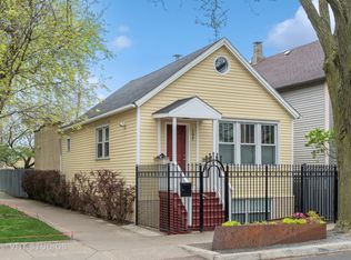 2625 W Belden Ave, Chicago, IL 60647