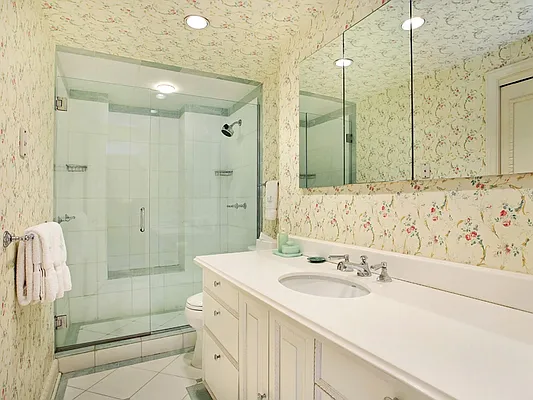Sold by Sotheby's International Realty | media 2