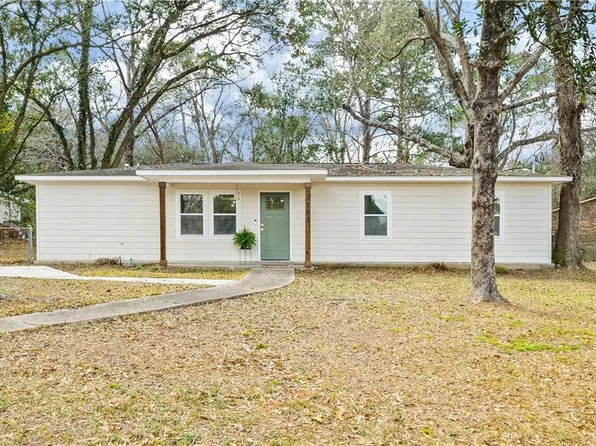 7113 Peachtree Ave, Mobile, AL 36618