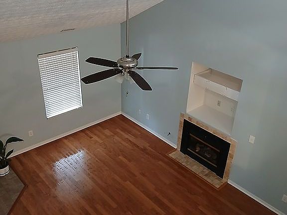 5th image of 1381 Phlox Ave