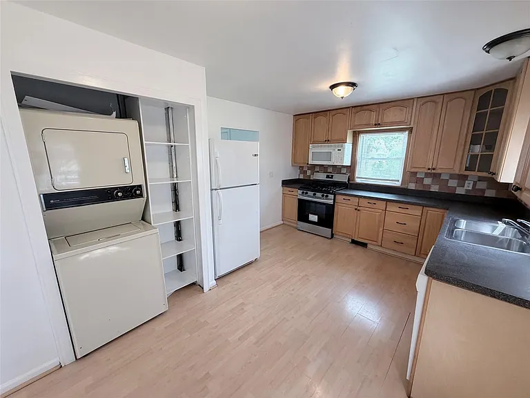 1130 Birchwood Dr — Photo 11