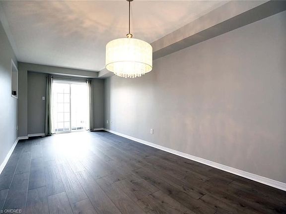 2nd image of 2349 Saddlecreek Cres