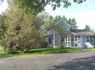 7103 Lakeside Rd, Ontario, NY 14519