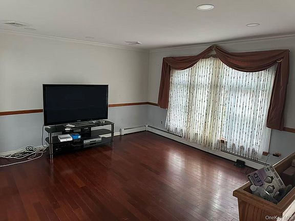 3rd image of 173 Davenport Street