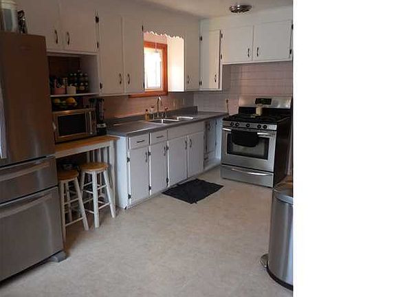 2nd image of 231 Knox Ave